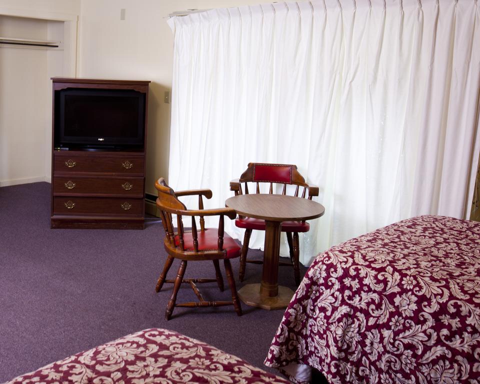 Charlie'S Motel Frostburg Ngoại thất bức ảnh
